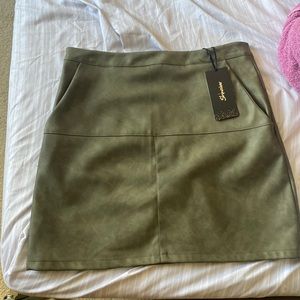 Mini faux leather skirt